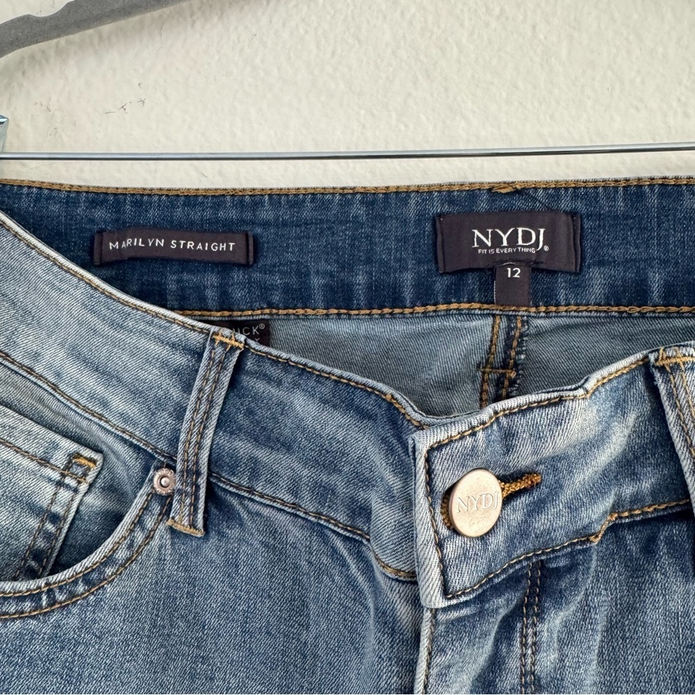 NYDJ Not Your Daughters Jeans Marilyn Straight Uplift Lift x Tuck Denim Jean NWT - Picture 3 of 5